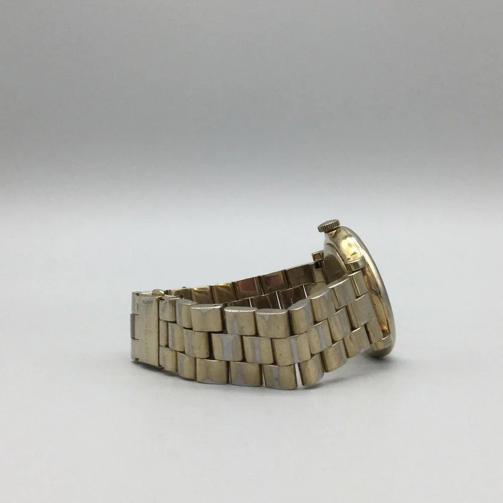 Marc By Marc Jacobs Womens Watch 36mm Gold Tone Bracelet MBM3243